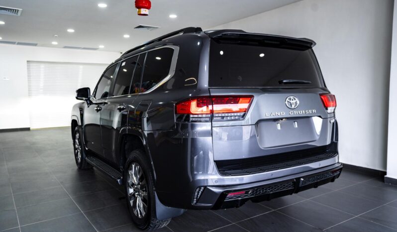 
								Land Cruiser VXR full									