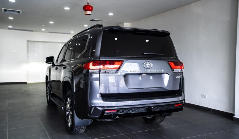 
								Land Cruiser VXR full									