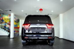 
										Land Cruiser VXR full									