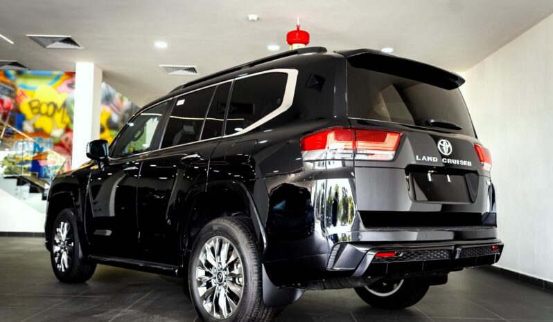 
								Land Cruiser VXR full									