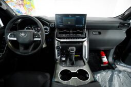 
										Land Cruiser VXR full									