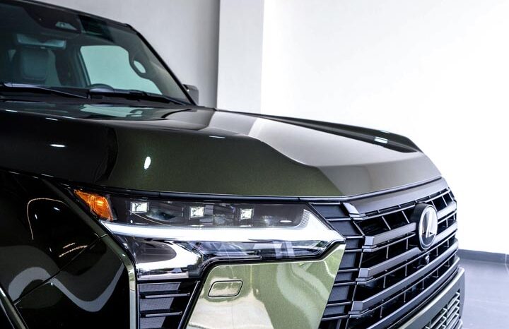 
								Lexus GX 550 Green SUV full									