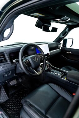 
										Lexus GX 550 Green SUV full									