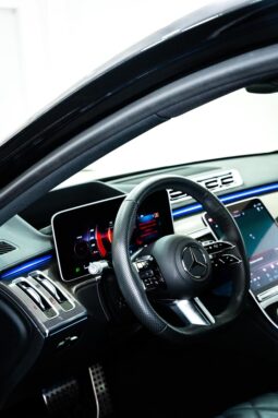 
										Mercedes Benz S500 full									