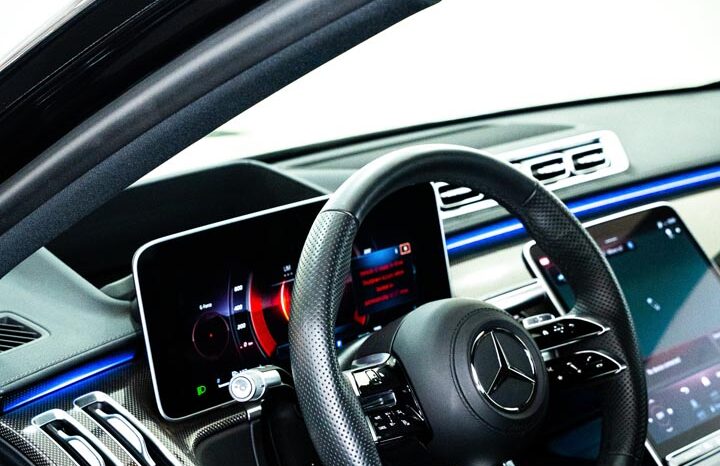 
								Mercedes Benz S500 full									