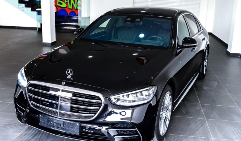 
								Mercedes Benz S500 full									
