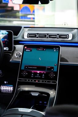 
										Mercedes Benz S500 full									