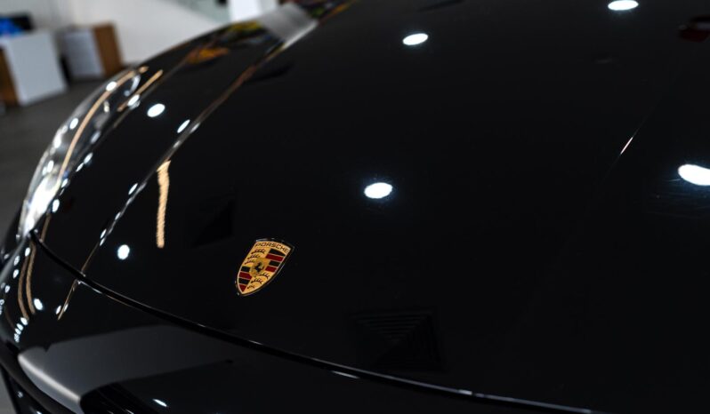 
								Porsche Cayenne Turbo full									