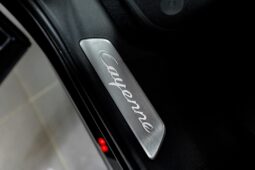 
										Porsche Cayenne Turbo full									