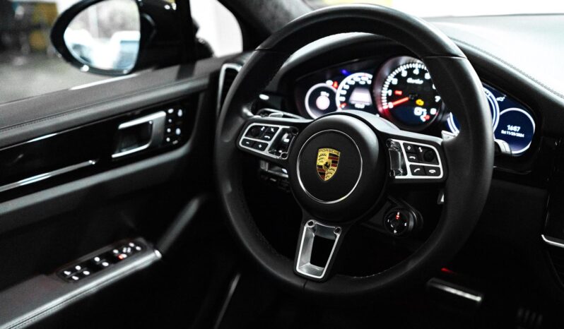 
								Porsche Cayenne Turbo full									