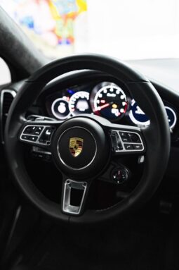 
										Porsche Cayenne Turbo full									