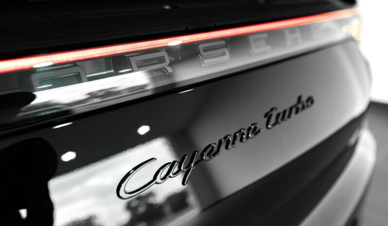 
								Porsche Cayenne Turbo full									