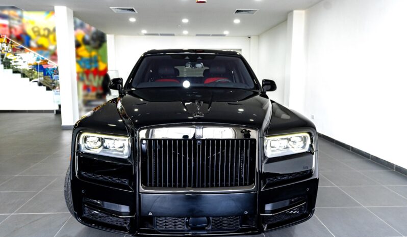 
								Rolls-Royce Cullinan Black Badge full									