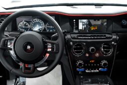 
										Rolls-Royce Cullinan Black Badge full									