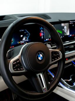 
										BMW X7 M60i full									