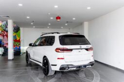 
										BMW X7 M60i full									