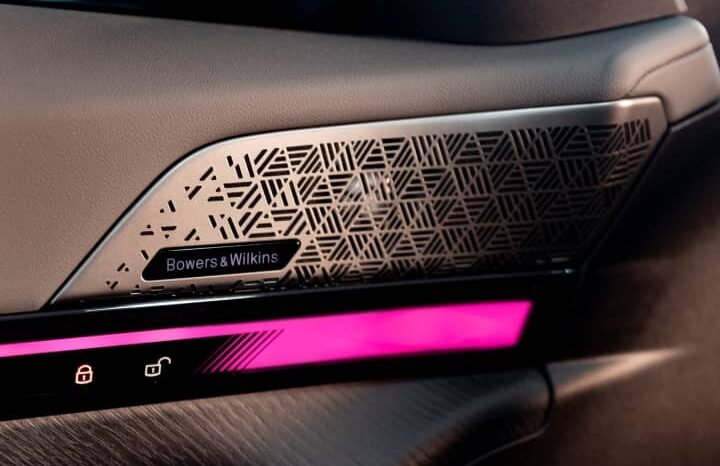 
								BMW 5 Series 520i (2025) full									