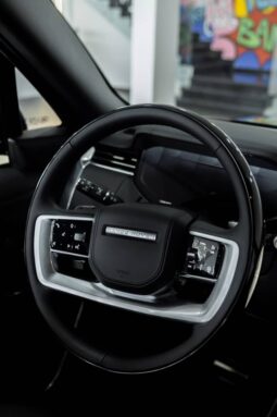 
										Range Rover Autobiography (2025) full									