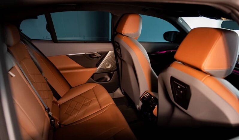 
								BMW 5 Series 520i (2025) full									