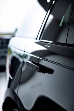 
										Range Rover Autobiography (2025) full									