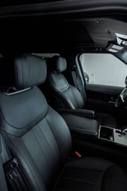 
										Range Rover Autobiography (2025) full									