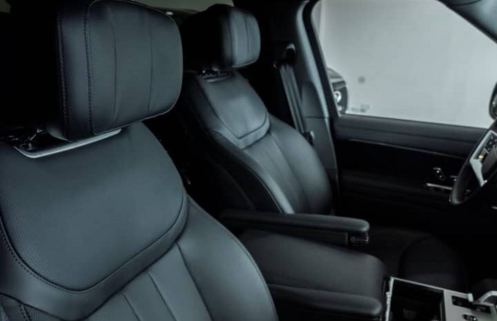 
								Range Rover Autobiography (2025) full									