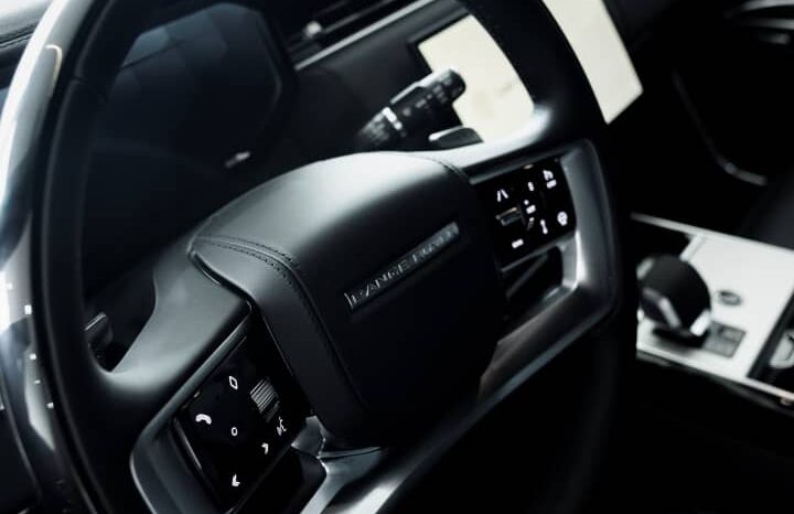 
								Range Rover Autobiography (2025) full									