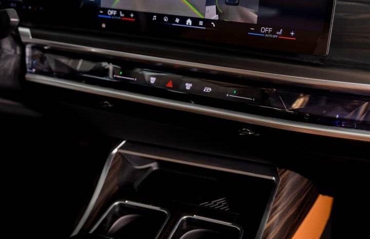 
								BMW 7 Series 735i (2025) full									