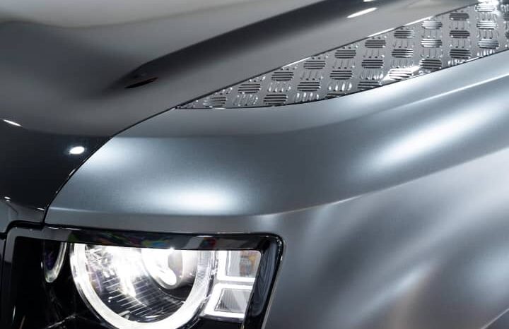 
								Land Rover Defender V8 (2025) full									