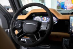 
										Land Rover Defender V8 (2025) full									