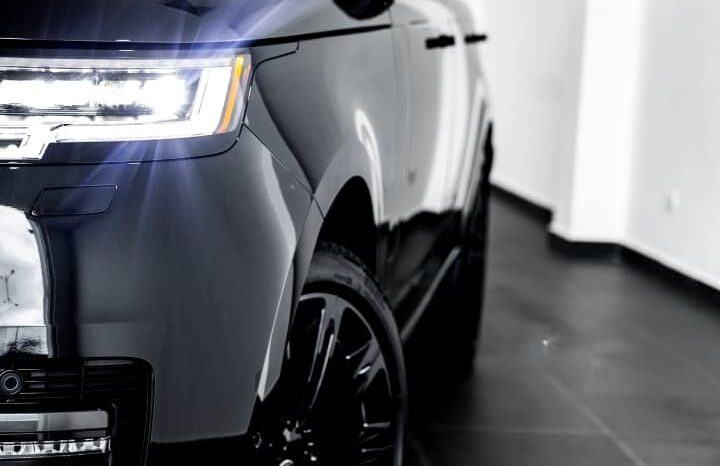 
								Range Rover Autobiography (2025) full									