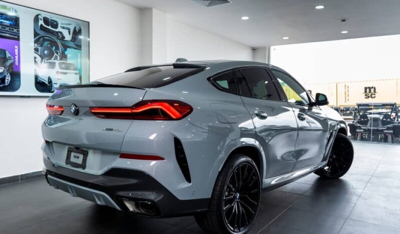 
								BMW X6 xDrive40i Sport full									