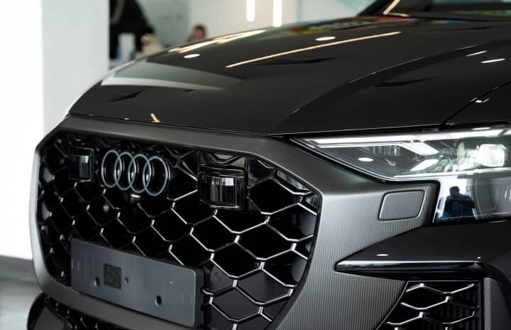 
								Audi RS Q8 (2025) full									