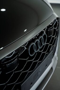 
										Audi RS Q8 (2025) full									