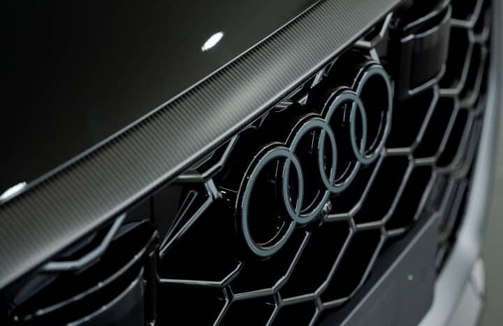 
								Audi RS Q8 (2025) full									