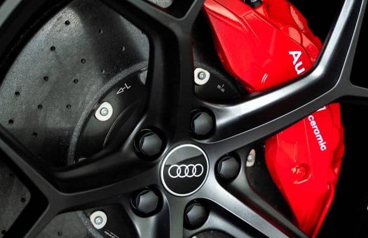 
								Audi RS Q8 (2025) full									