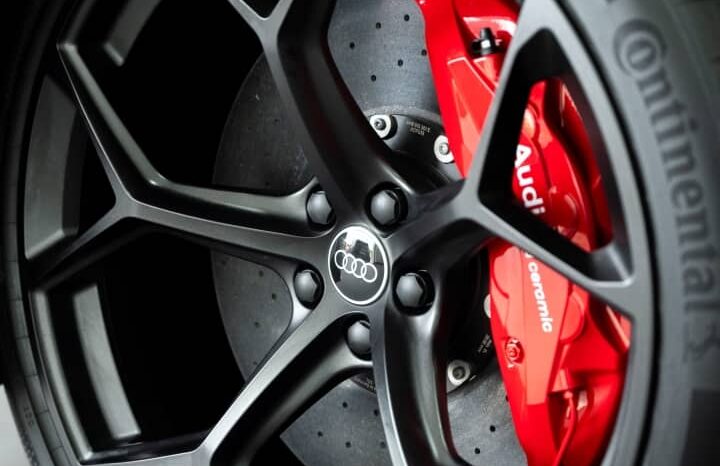 
								Audi RS Q8 (2025) full									