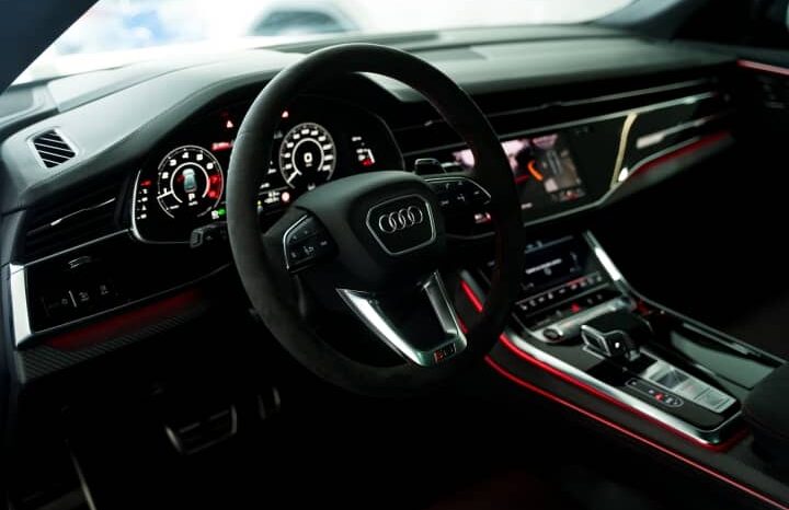 
								Audi RS Q8 (2025) full									