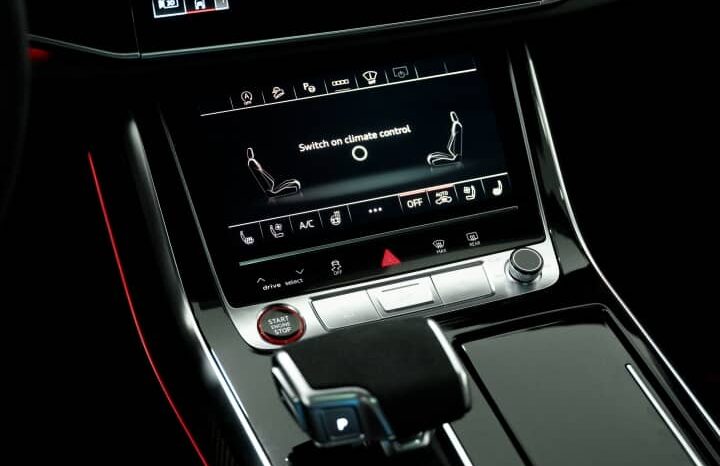 
								Audi RS Q8 (2025) full									