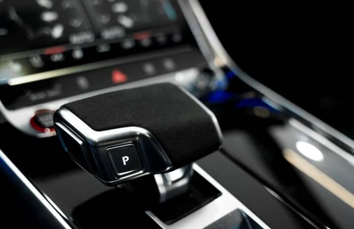 
								Audi RS Q8 (2025) full									