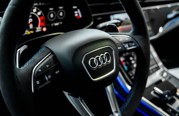 
								Audi RS Q8 (2025) full									