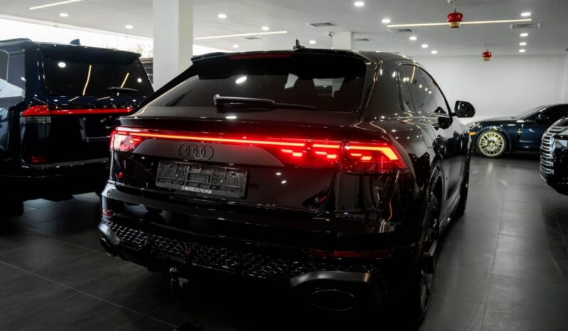 
								Audi RS Q8 (2025) full									