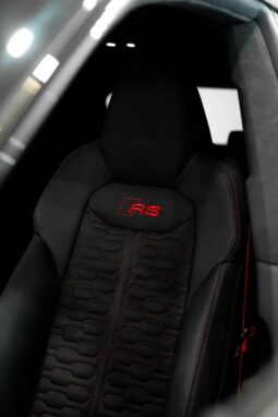 
										Audi RS Q8 (2025) full									