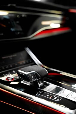 
										Audi RS Q8 (2025) full									