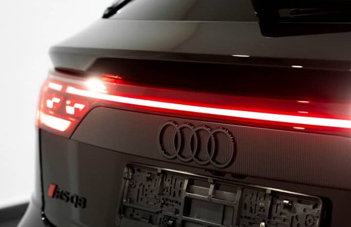 
								Audi RS Q8 (2025) full									