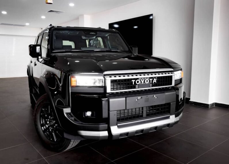 Toyota Land Cruiser Prado Black