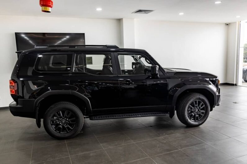 Toyota Land Cruiser Prado Black