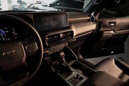 
										Toyota Land Cruiser Prado Black full									