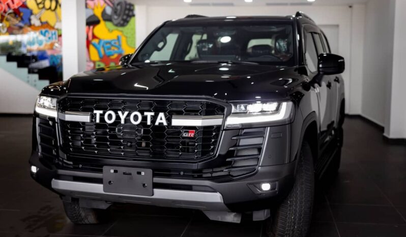 
								Toyota Land Cruiser Prado Black full									