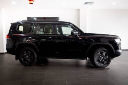 
										Toyota Land Cruiser Prado Black full									